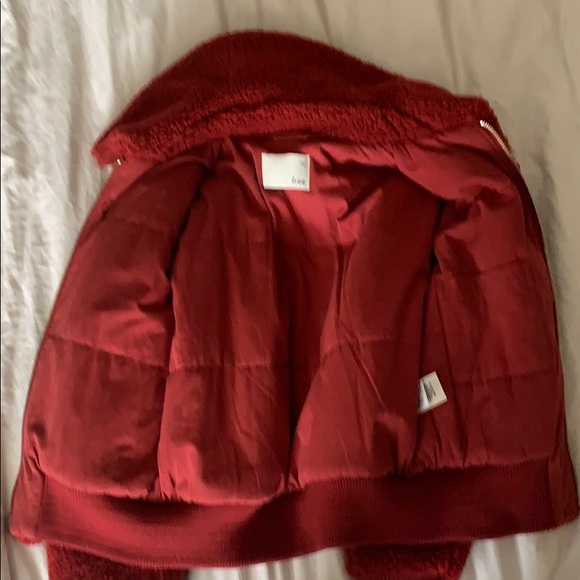 SOLD - Aritzia red teddy bear jacket - Picture 5 of 6